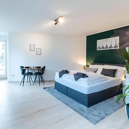 Casavia Boeblingen-dagersheim Mercedes - Bright Collection Lägenhet *